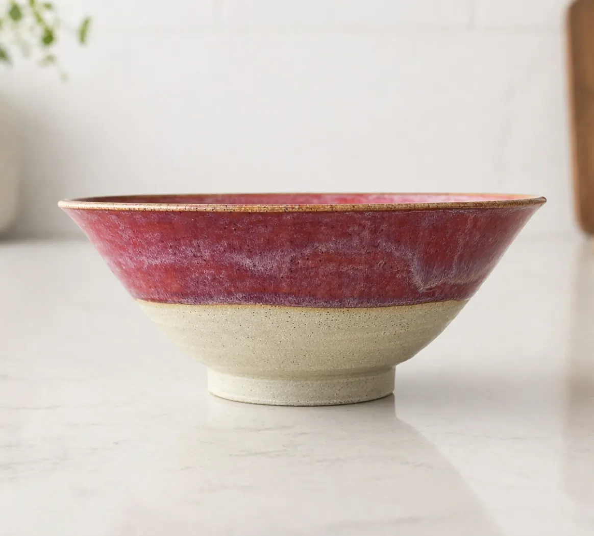 Red bowl — Side
